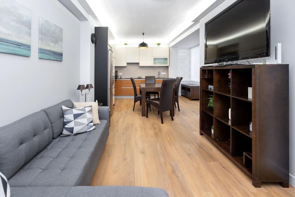 Precioso Piso Con Terraza En Centro De Granada Apartment ภายนอก รูปภาพ