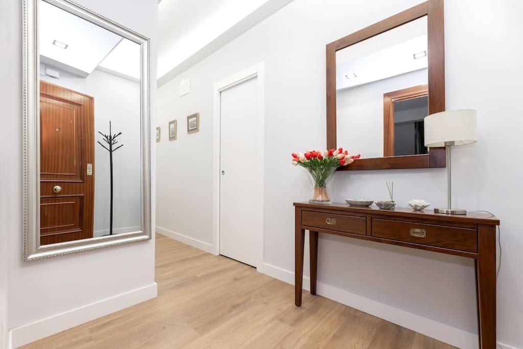 Precioso Piso Con Terraza En Centro De Granada Apartment ภายนอก รูปภาพ